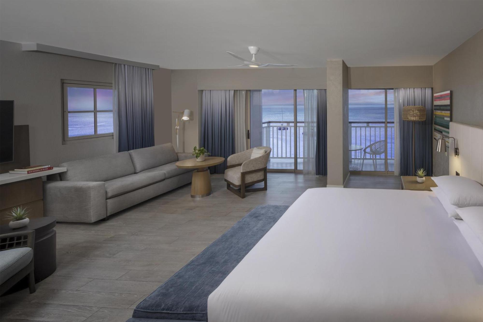 King Oceanfront Sunset Studio Balcony